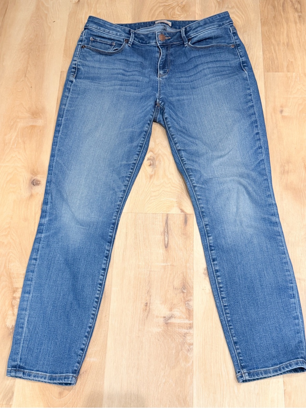 Loft Classic Blue Women's Straight Jeans - size 8